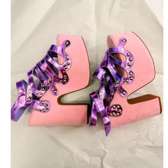 Dolls Kill Sugar Thrillz RARE Armed With Charm Butterfly Heels Sabrina Carpenter - Picture 6 of 10